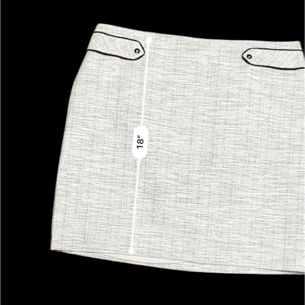 NWT White House Black Market Textured Cream Mini Skirt. Size 12 - Picture 5 of 8
